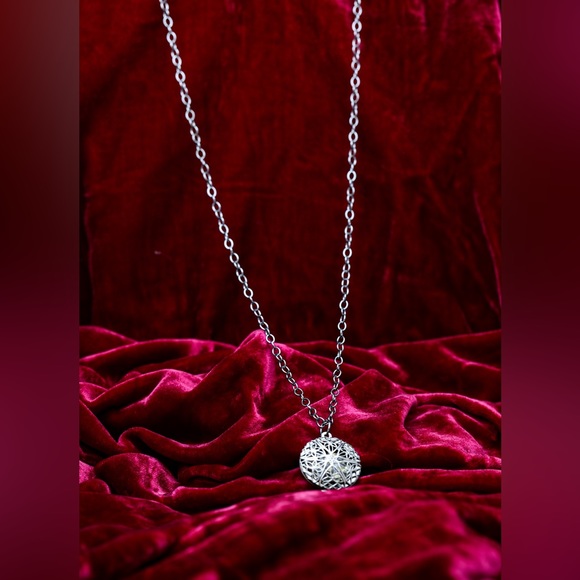 4 for $20! Silver tone lace locket. - Picture 4 of 4